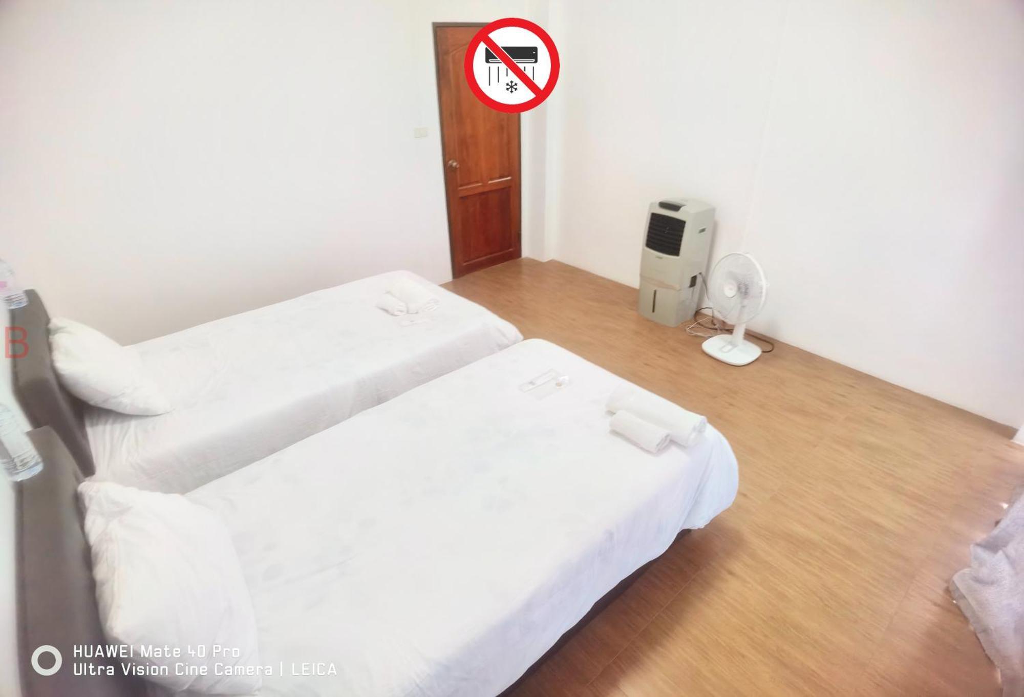 Yyk Hostel 24H Ban Khlong Krang Luaran gambar