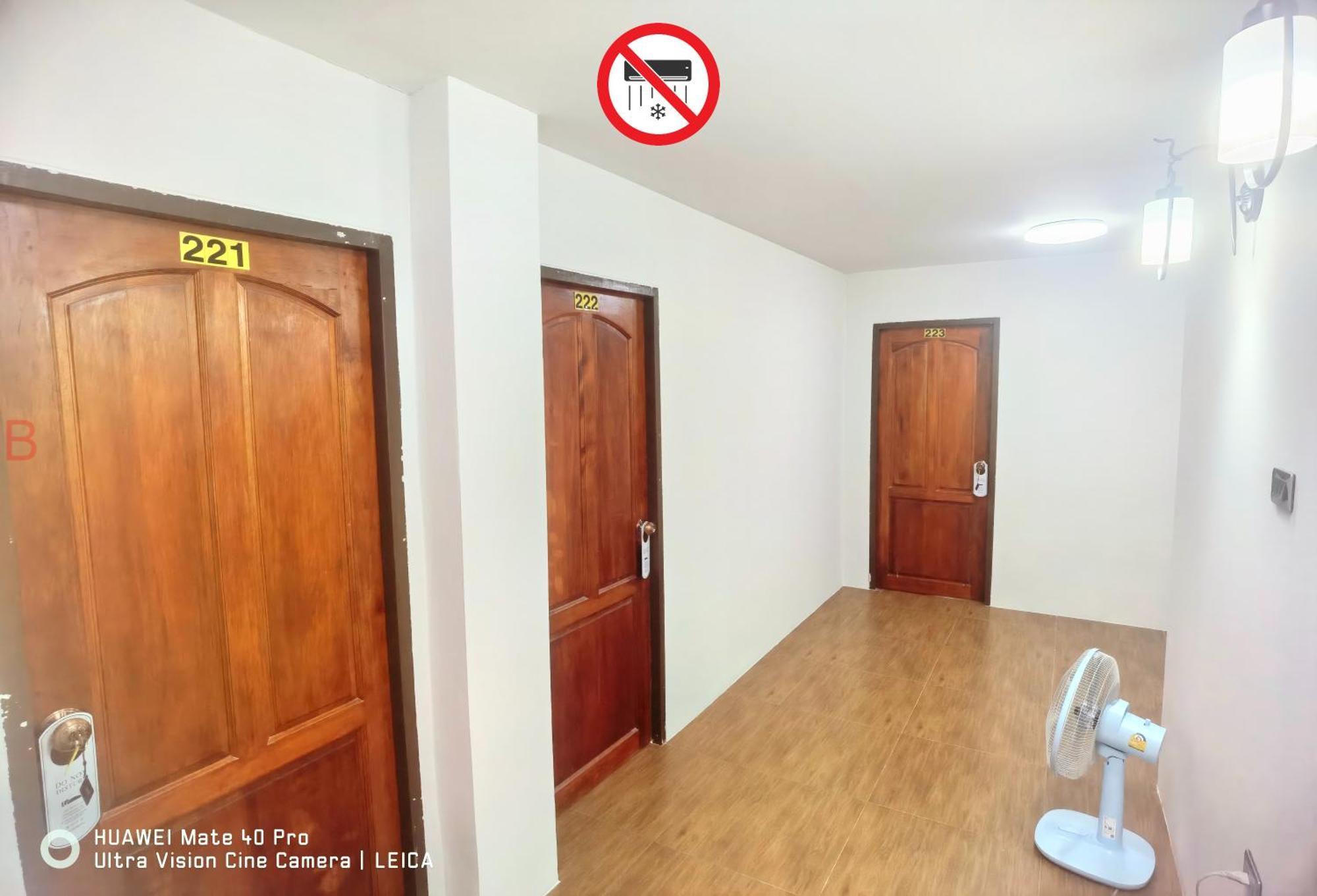 Yyk Hostel 24H Ban Khlong Krang Luaran gambar