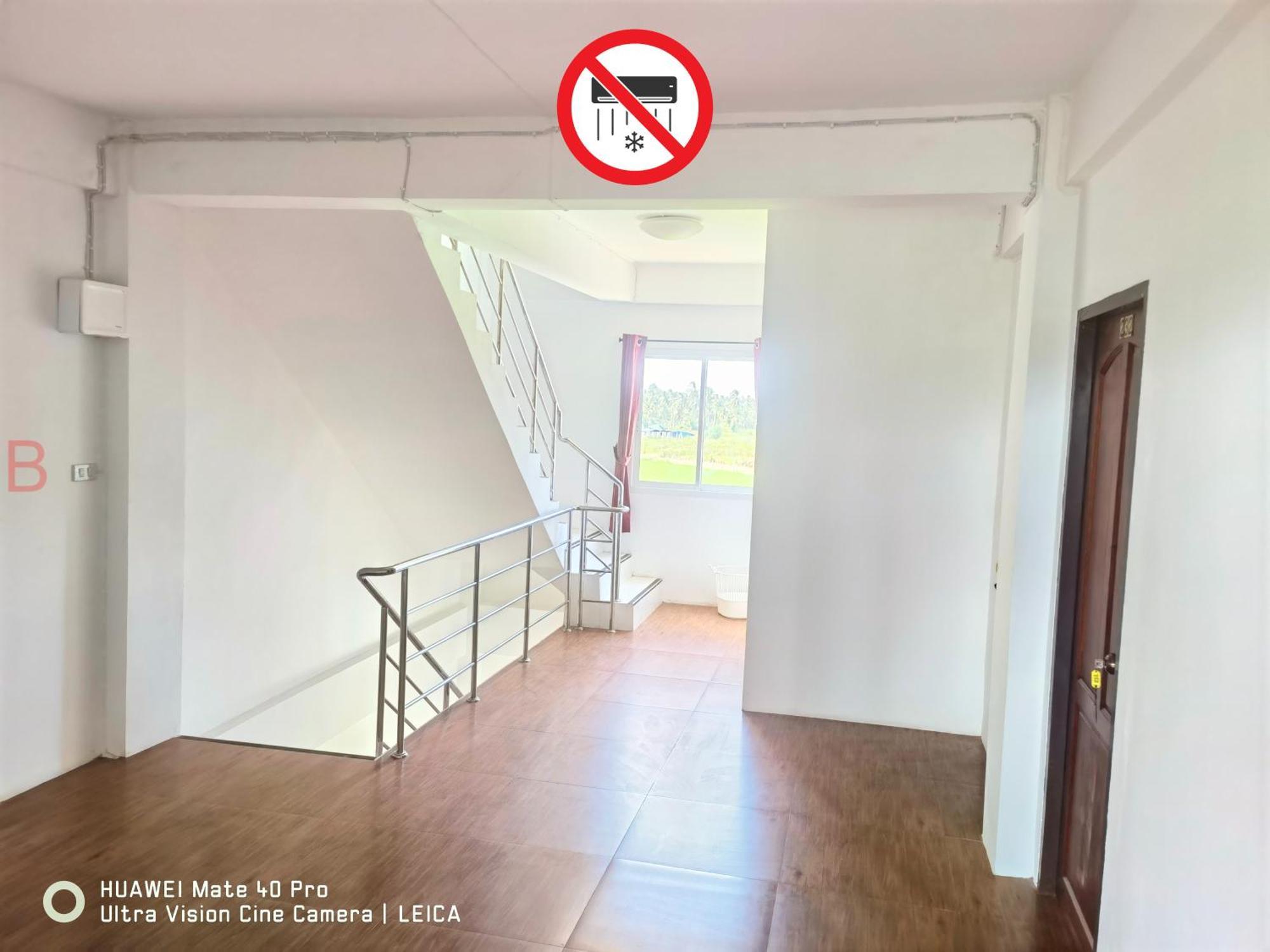 Yyk Hostel 24H Ban Khlong Krang Luaran gambar