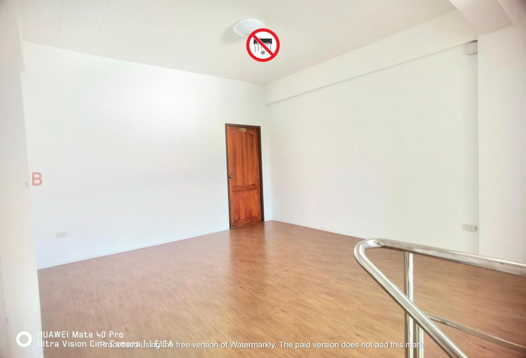 Yyk Hostel 24H Ban Khlong Krang Luaran gambar