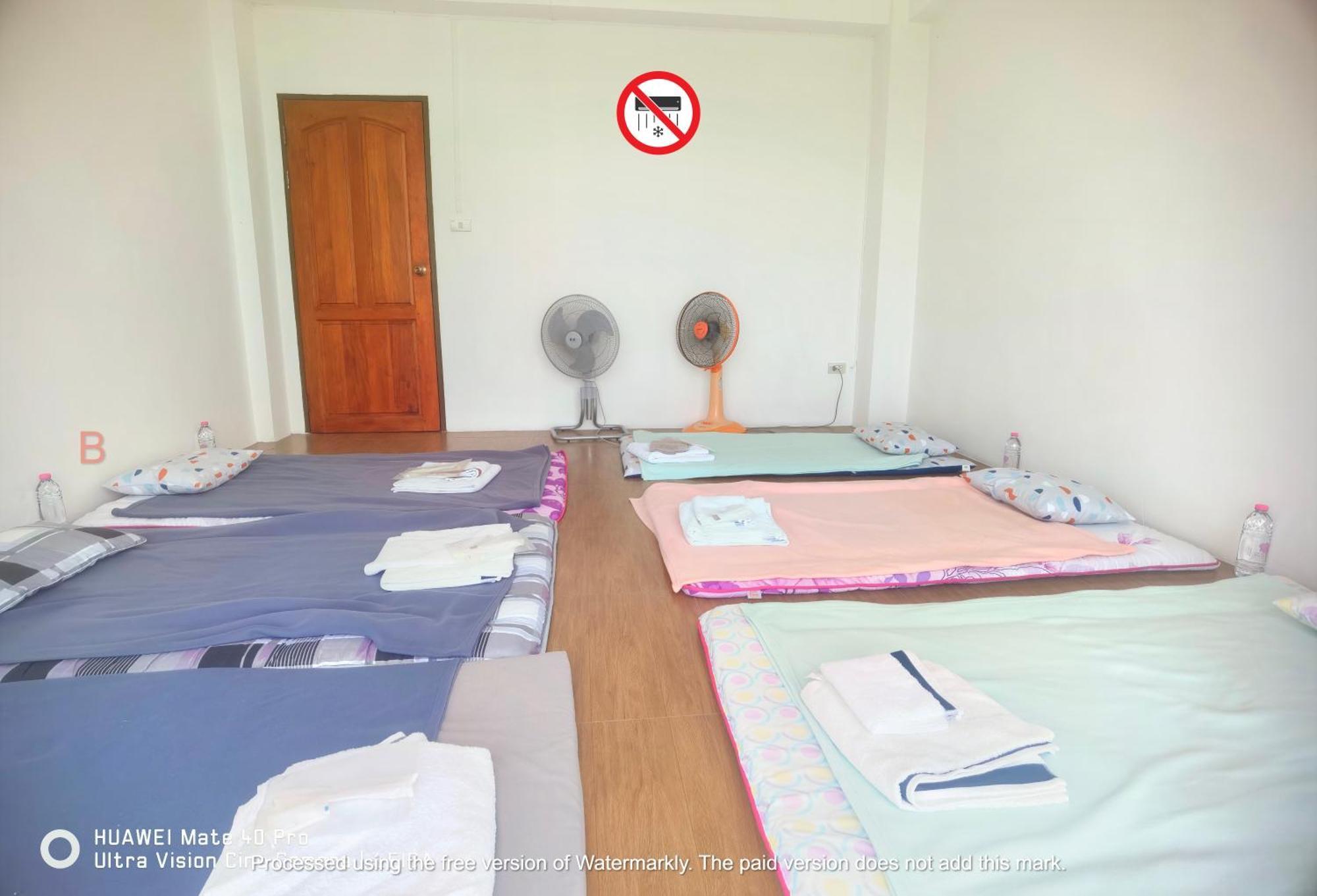 Yyk Hostel 24H Ban Khlong Krang Luaran gambar
