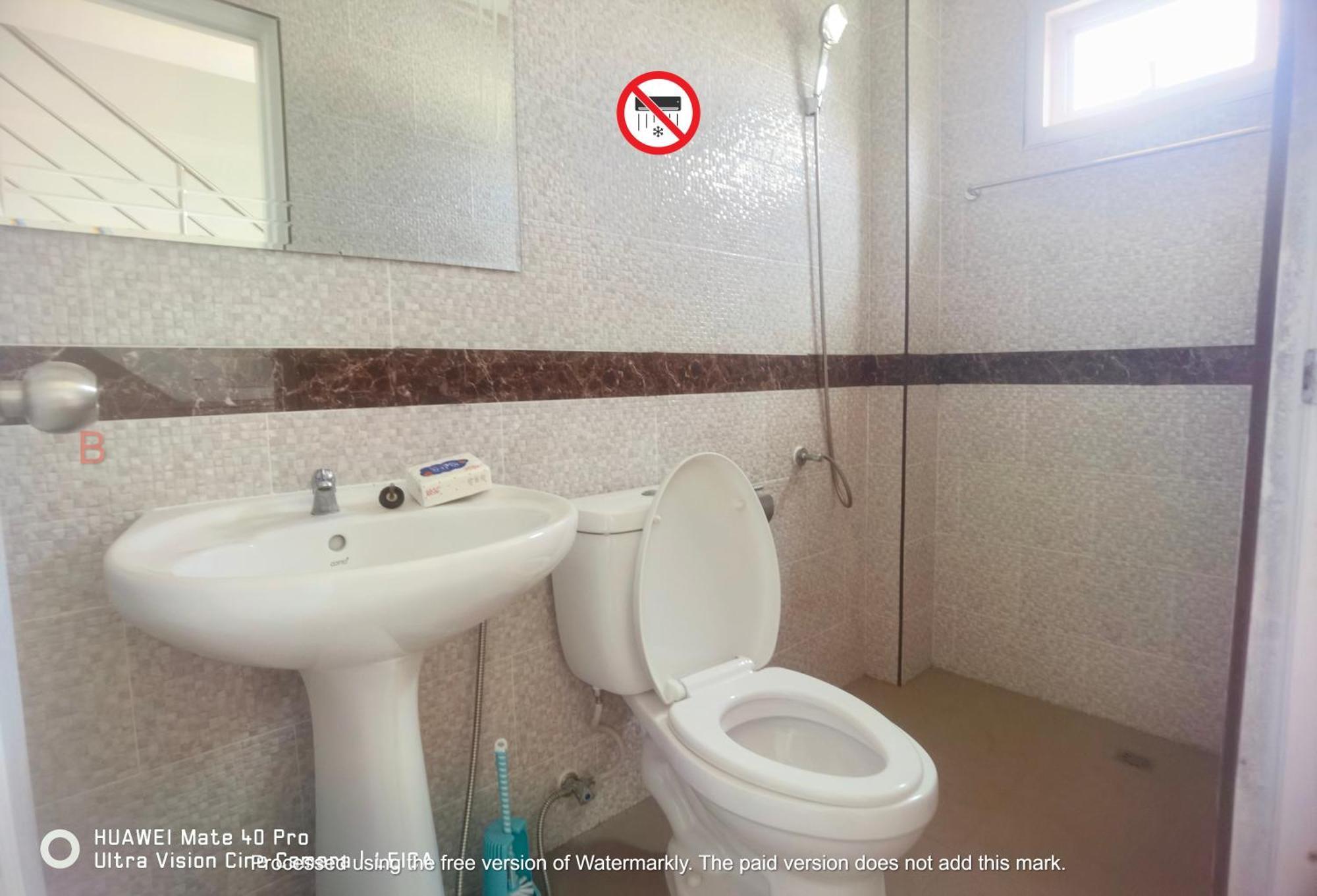 Yyk Hostel 24H Ban Khlong Krang Luaran gambar